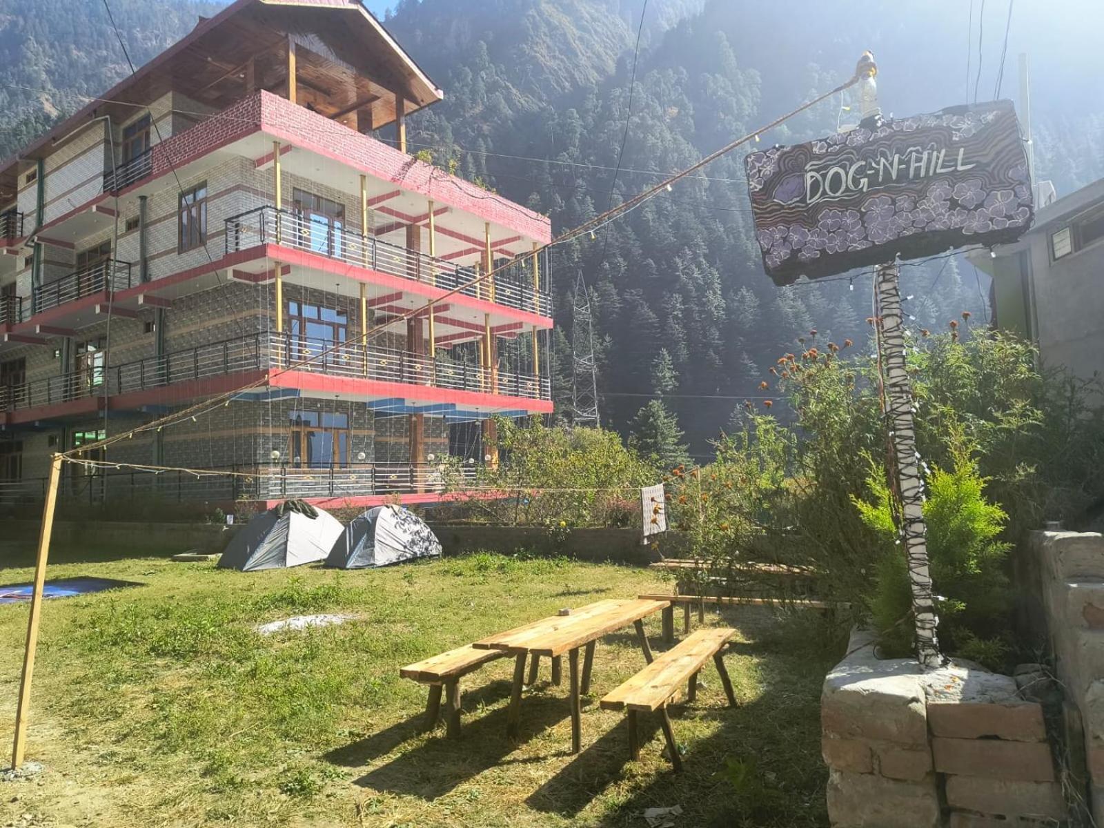 Dog N Hill Hotel Kasol Bagian luar foto